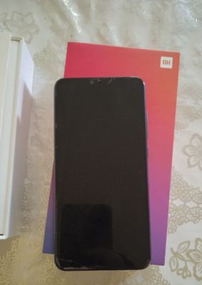 Mi 8 lite sotiladi