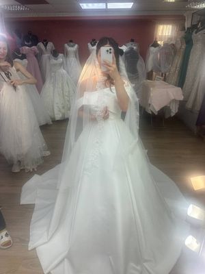 Свадебное платье. Красивое нежное. Современное