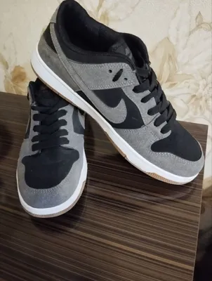 Кросовки найк 40р в отличном состоянии