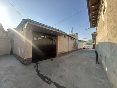 Участка сотилади 1.9 сотихли Чорсу