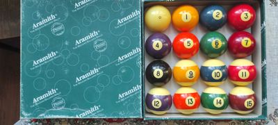 Aramith AR1043 Premium Pool Ball Set