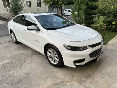 Malibu 2. 2,4 oq rang 2018 top toza holati yahshi