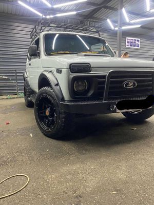 NIVA 1990 4X4 sotiladi ozimiz un qilingan