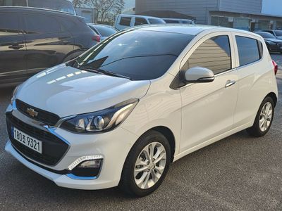 Chevrolet Spark Premier
