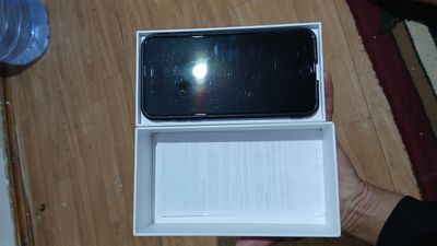 Iphone 7+   256 GB