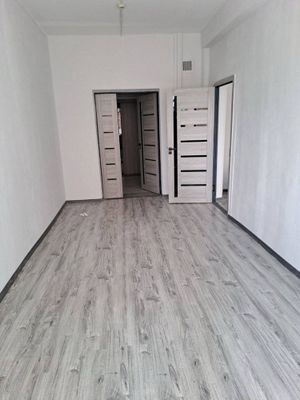 Аренда под офис 1 минут от метро Айбек 2 комната 5этаж БЦ