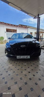 Hyundai Elantra 2021