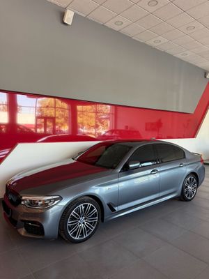 Продам BMW xDrive 540i в идеальном состоянии