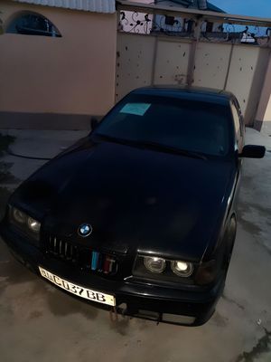 BMW E36 318i sotiladi
