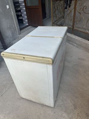 Морозильник 3 штук продаётся срочно