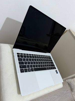 Ноутбук Huawei Evo I7 сенсорный