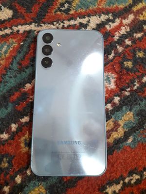 Samsung A 15 8/256 sotiladi yoki obmen