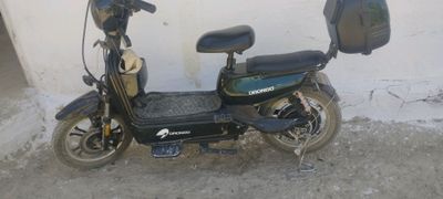 Elektro samokat sotiladi narxi3500000milyon