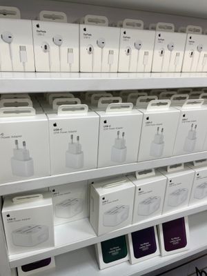 iPhone zaryadka apple adapter 20w