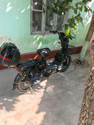 Skutr elektrik sotiladi narxi kelishamiz manzil