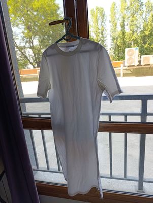 классическое,белое платье