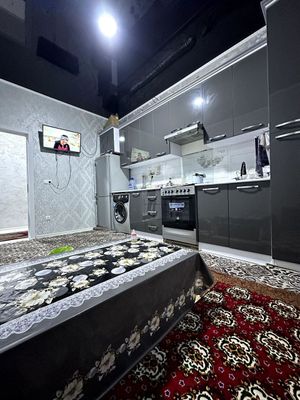 Продам квартиру 4 комнате