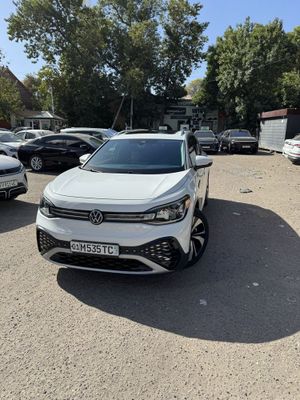 Wolksvagen id 6 pure plus