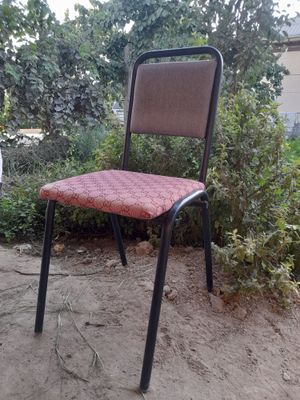 Stullar arzon narxlarda 80 dona.