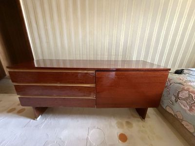Тумба советская. Размер 120х38х56 см