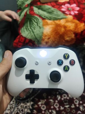 Джойстик от Xbox One S