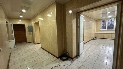 120 кв Цум 110 школа Чимкентская 1400у.е Офис Склад Учебный цен. Салон