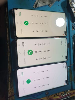 Самсунг s10+s10+s10+