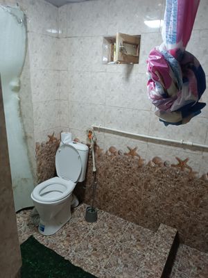 Срочно сдаётся квартира двухкомнатная трёх сделанные без маклера
