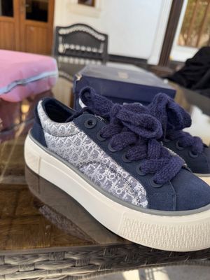Новые кроссовки Dior