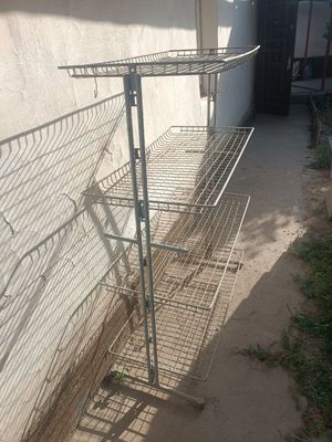 Железный шкаф полки. Для магазина или для дома.