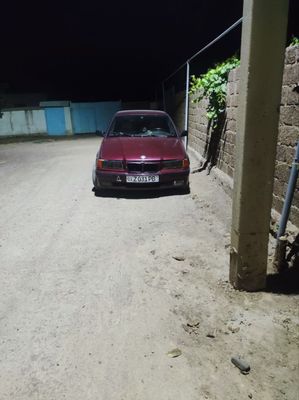 Прадаётсия BMW E36 состаяни хорошо