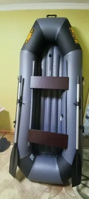 Продаются лодка новая пвх длинна 2м 60 производства Россия