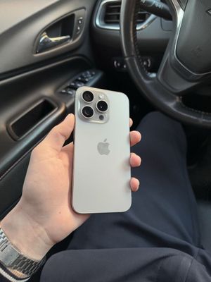 iphone 15 pro сотилади