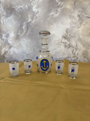 Штофф для водки и 4 стакана
