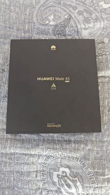 Huawei Mate X5