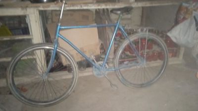 Velosiped sotiladi.