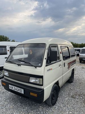 Srochno sotiladi Damas 1