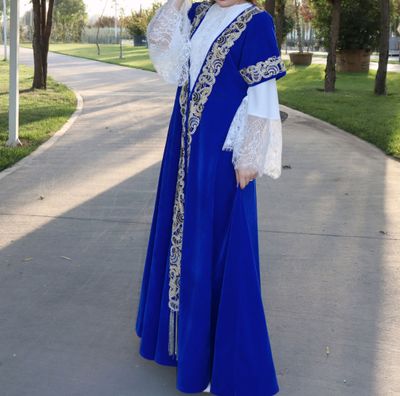 ansambl sotiladi 2marta kiyilgan