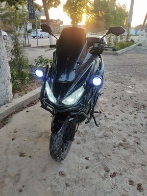 Moto skuter 150 kubli