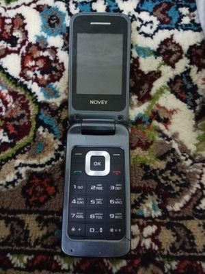 Telefon NOVEY A80R