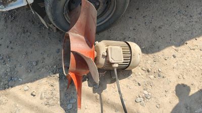 Продам мотор 2.2 кв
