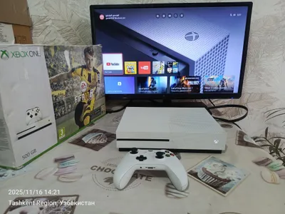 Xbox one S 500gb официальный с доступом к интернету