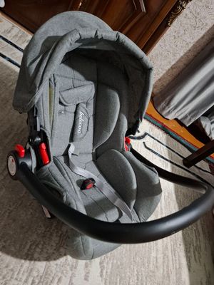 Avtokreslo sotiladi