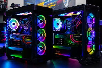 O'yin uchun yangi pc keldi xolati yangi