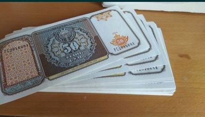 Antikvar buyum pullar tanga