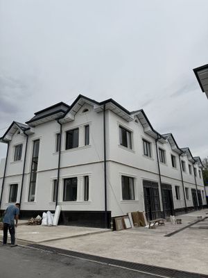 Nazarbek, Harakatda 6 xonali hovlilar sotiladi