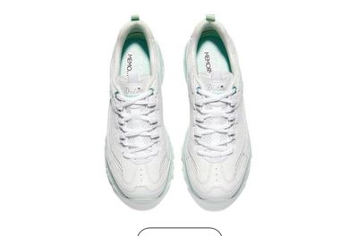 Кроссовки Skechers 37й размер. Новые в коробке.