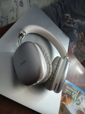 Hocco W 35 Model Qulay Va Ajoyin Quloqchin 2025 yi