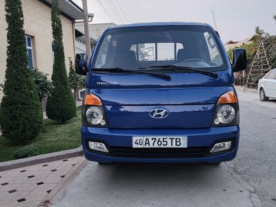 Hyundai porter sotiladi Yili 2008 mator uziniki 126 metan gaz 2ta 80ta