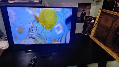 32 lik Panasonic (Rossiya) Televizor Smart tv menen qosip satiladi